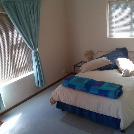 Gansbaai Lodge & Backpackers Esterno foto