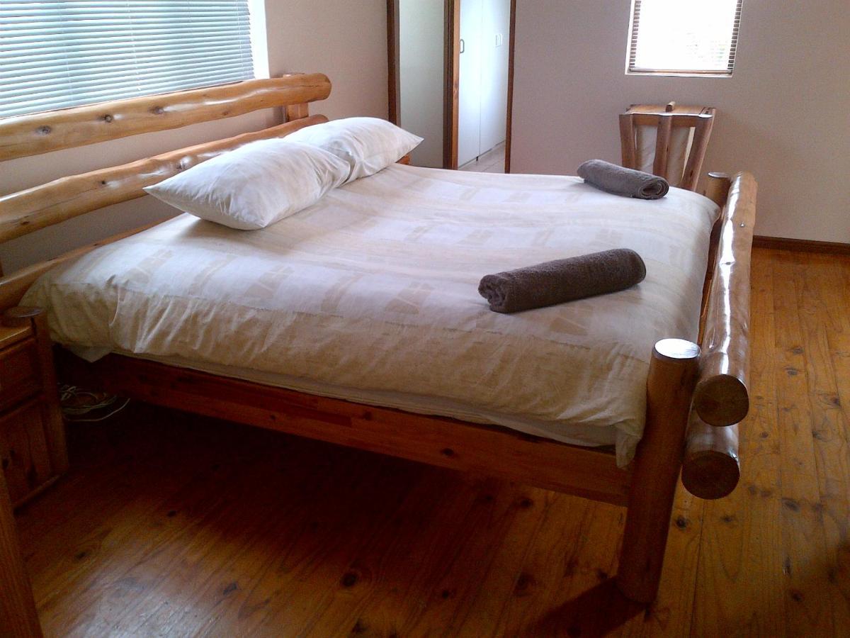 Gansbaai Lodge & Backpackers Esterno foto